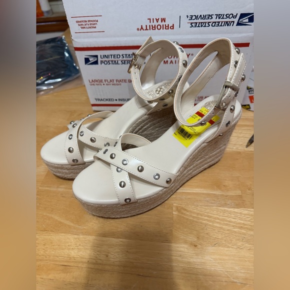 Vince Camuto Shoes - Vince Camuto, size 7-1/2 M wedges, beige color.